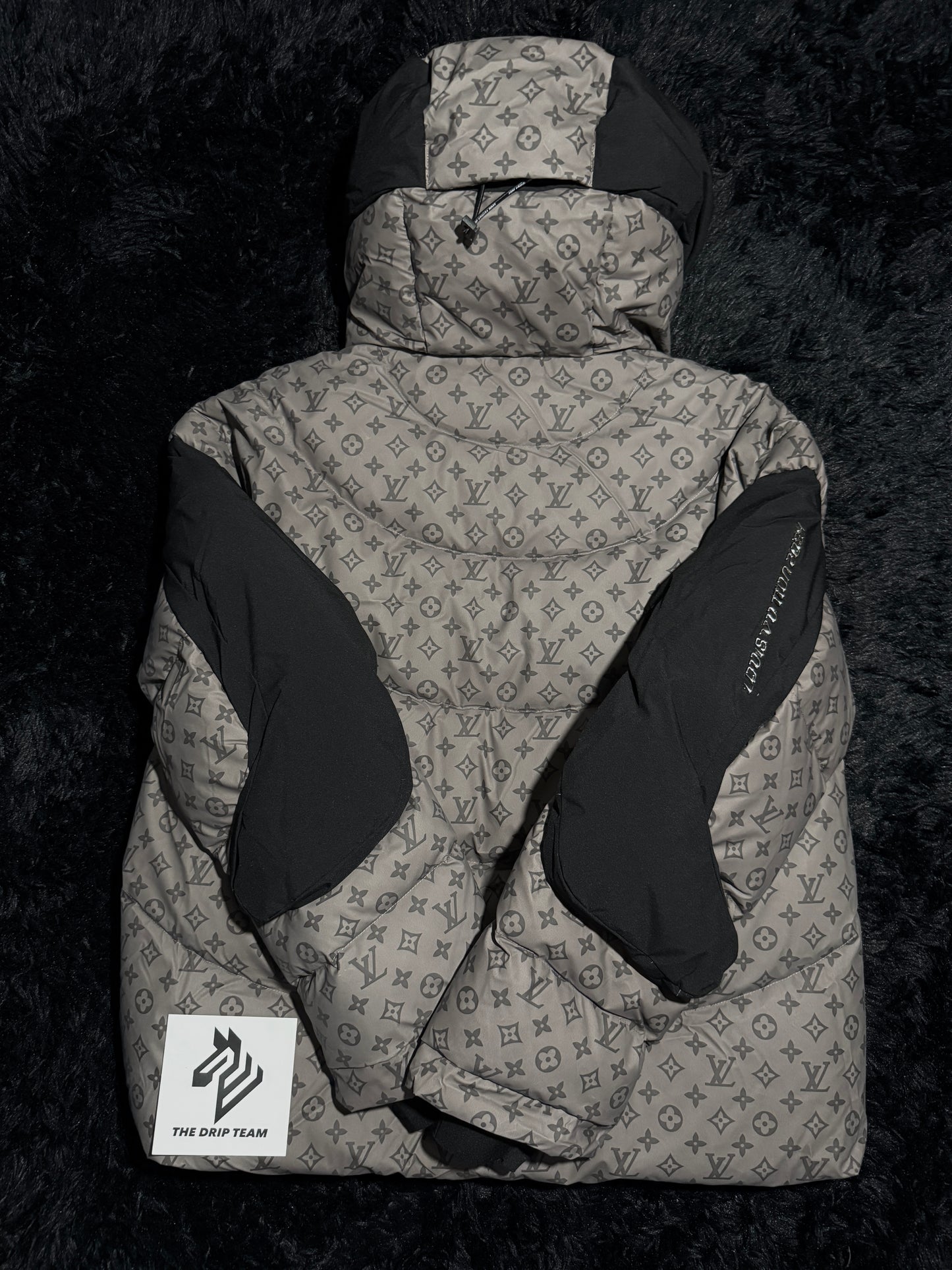 1V Down Jacket