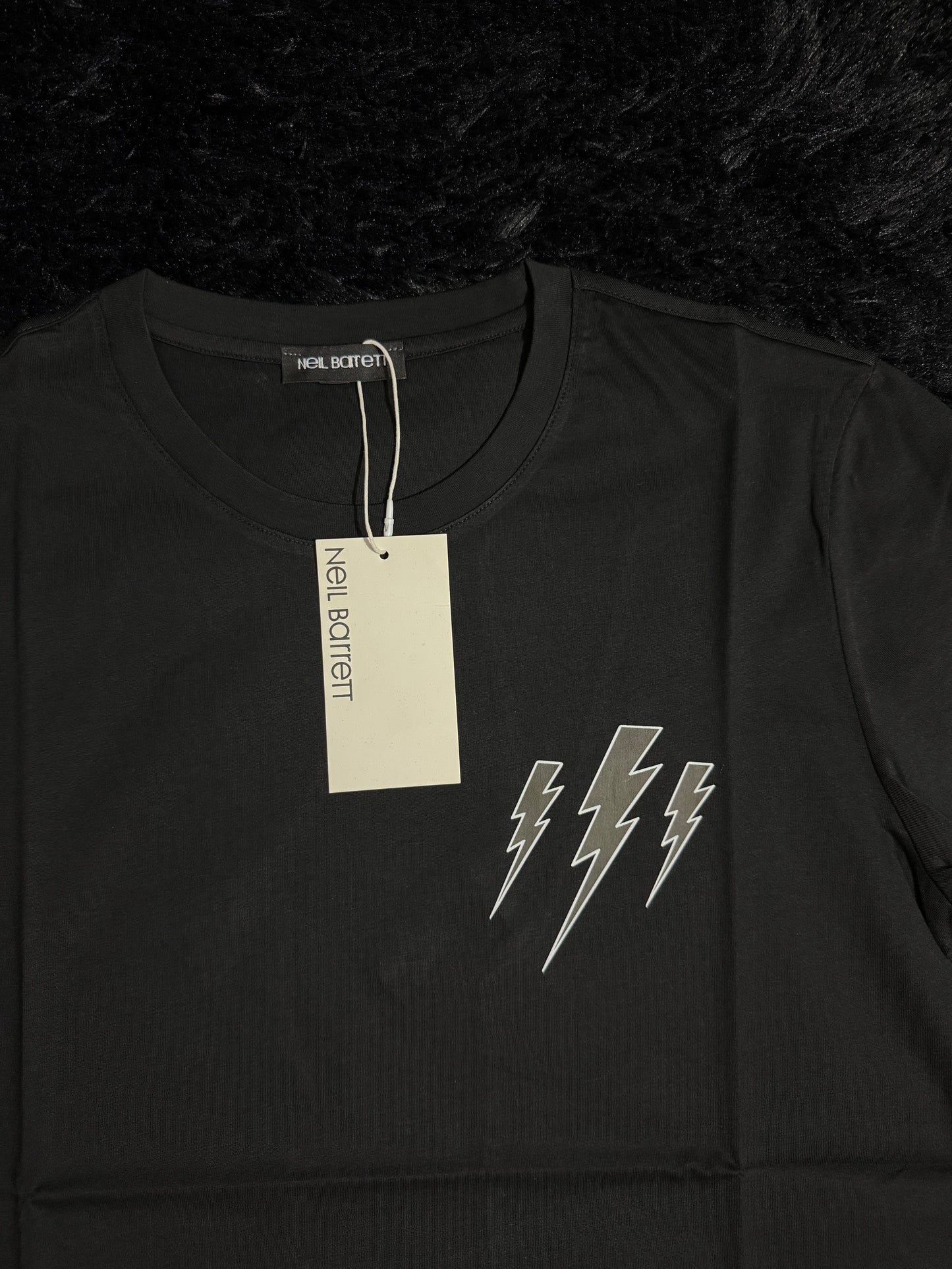 NEIL BARRETT T