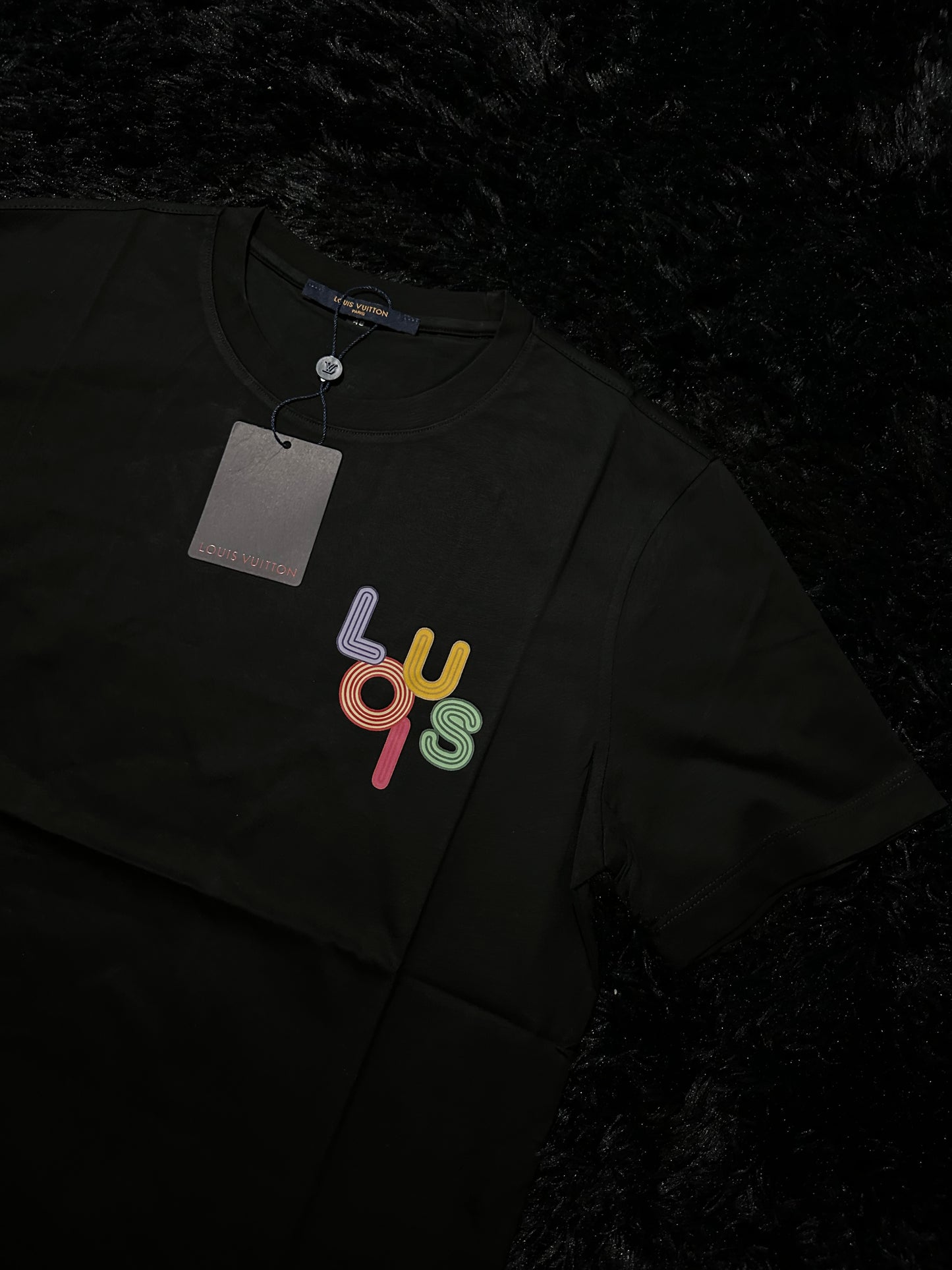 LV T