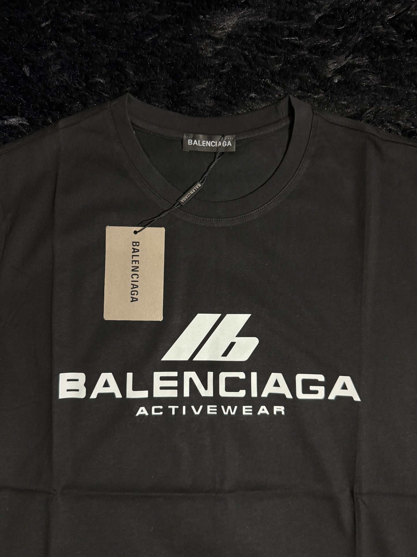 BALENClAGA T