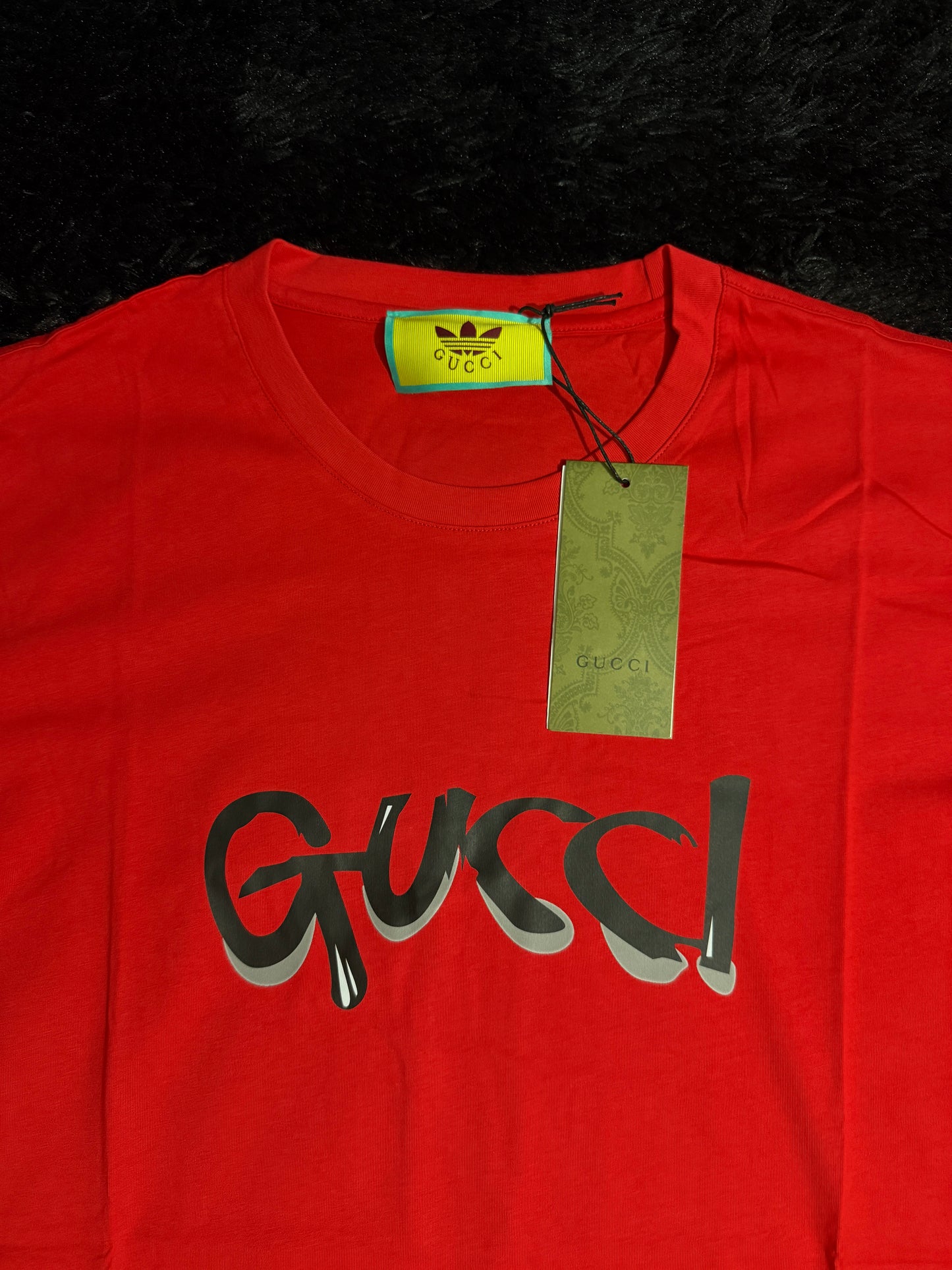 GUCCl T