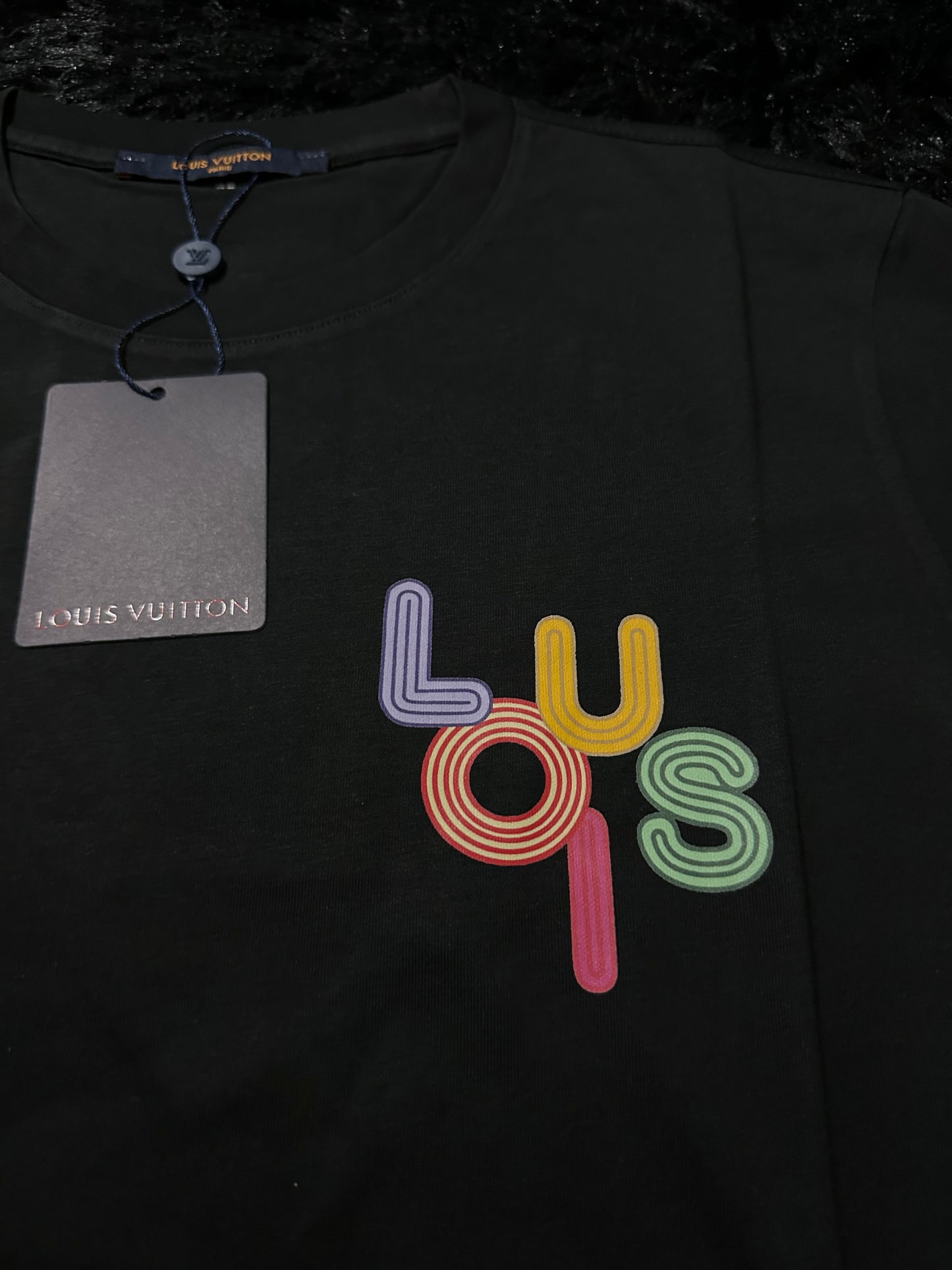 LV T