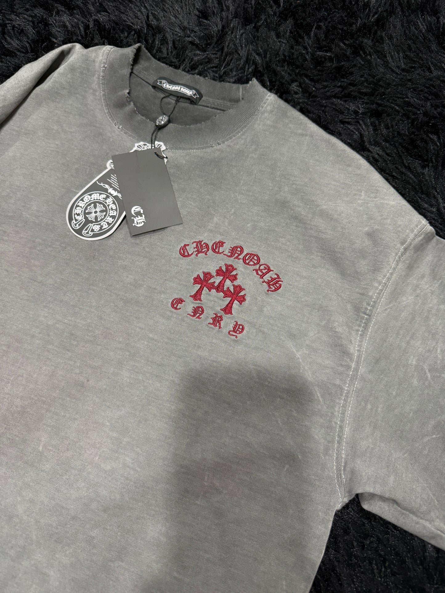 ..CHROME HEARTS T