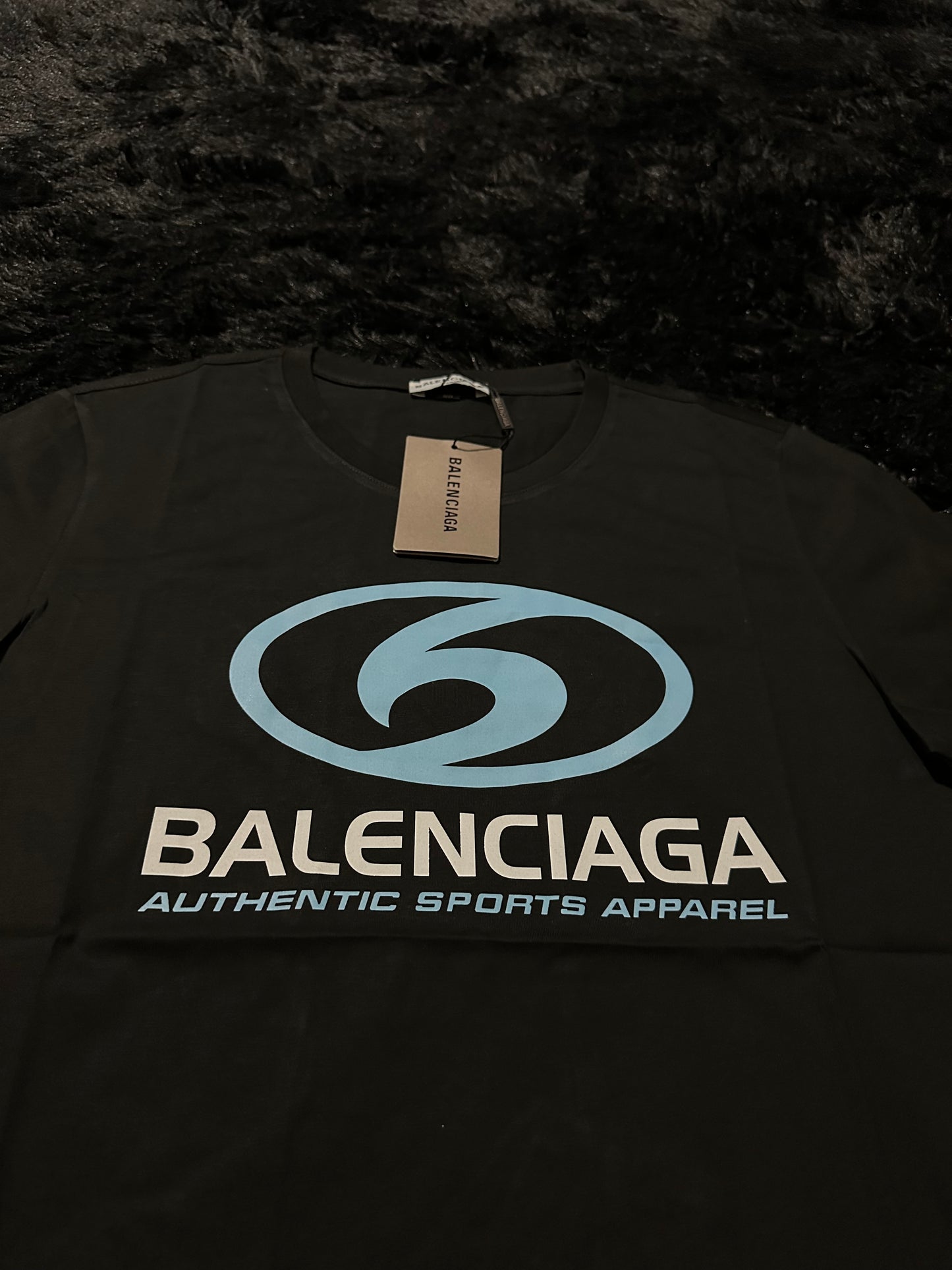 BALENClAGA T
