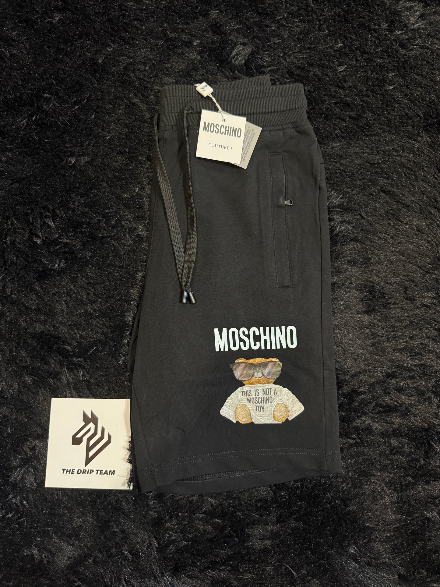 MOSCHlNO SHORTS