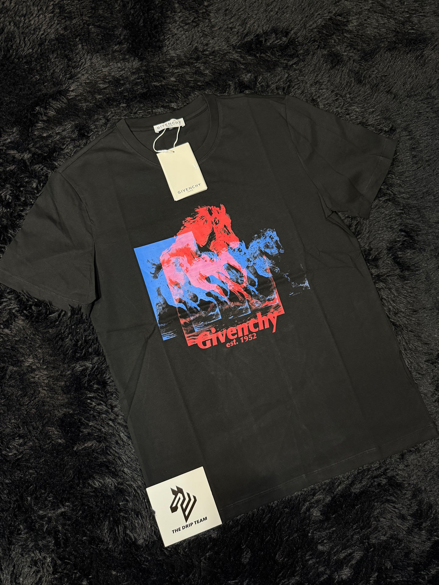 GlVENCHY T