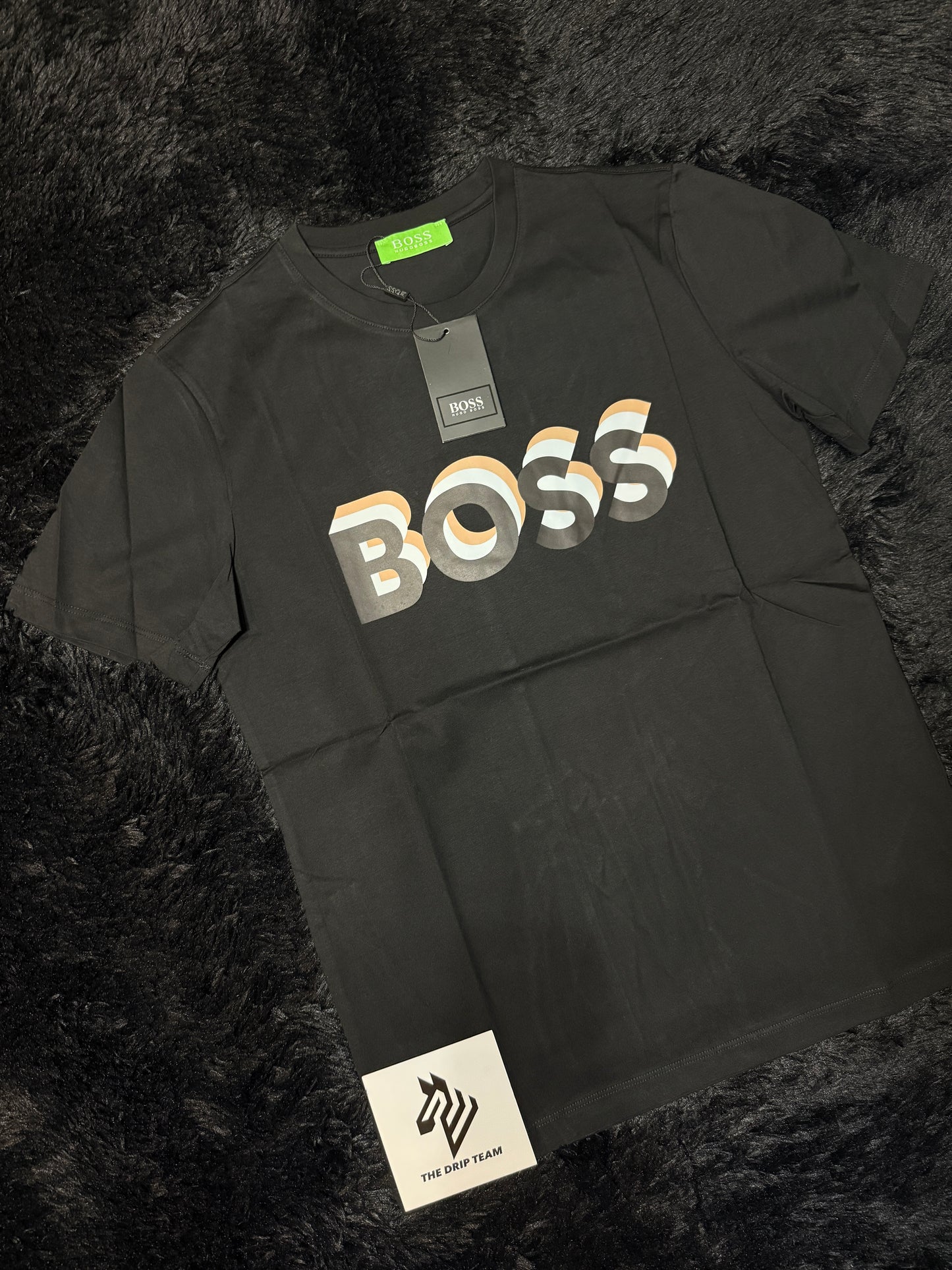 HUG0 B0SS T