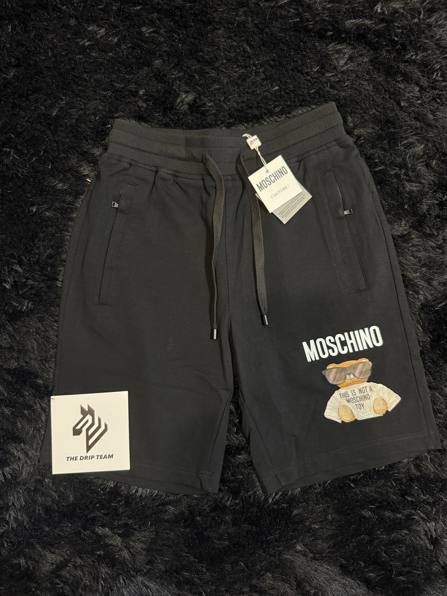 MOSCHlNO SHORTS