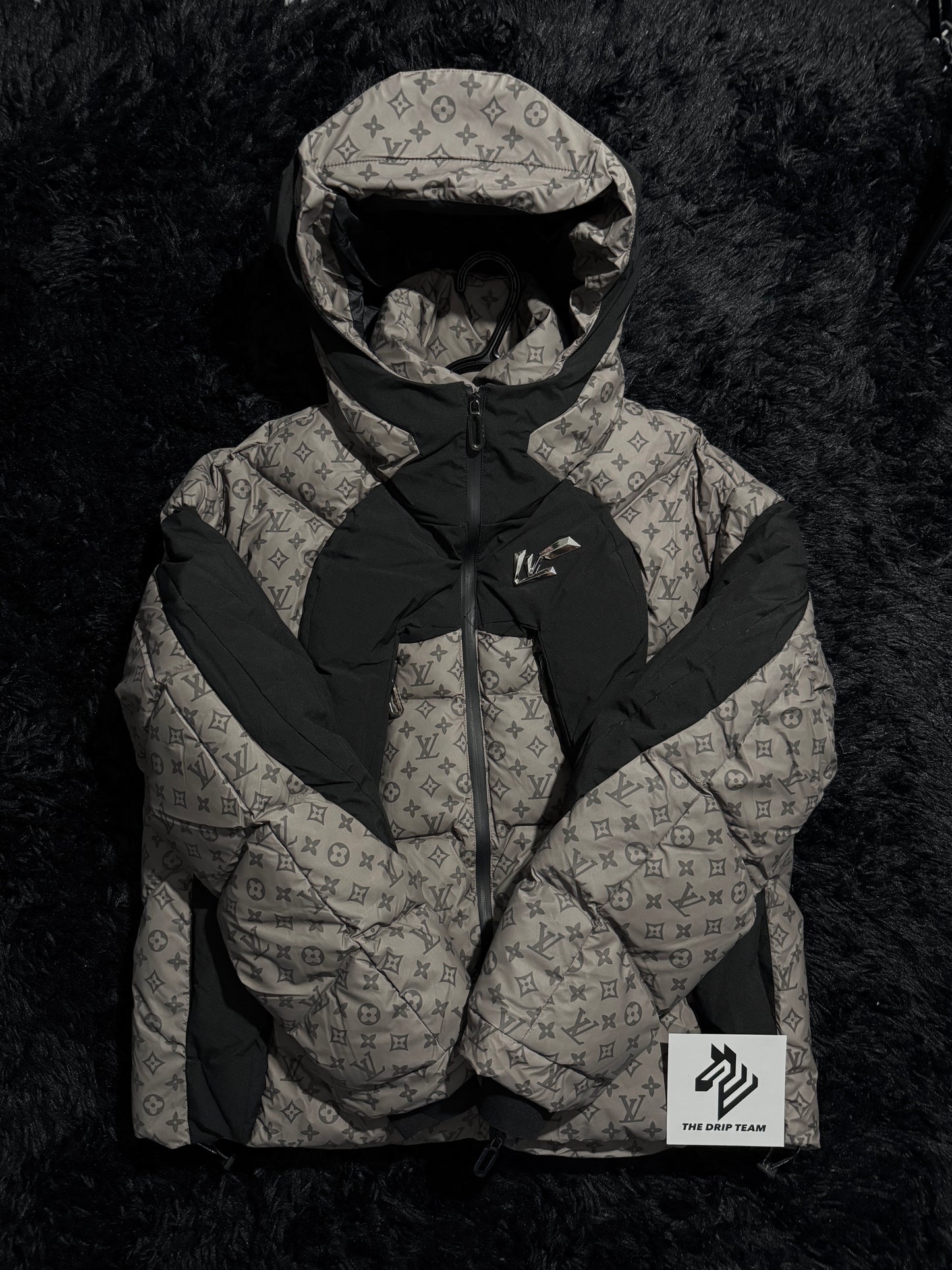 1V Down Jacket