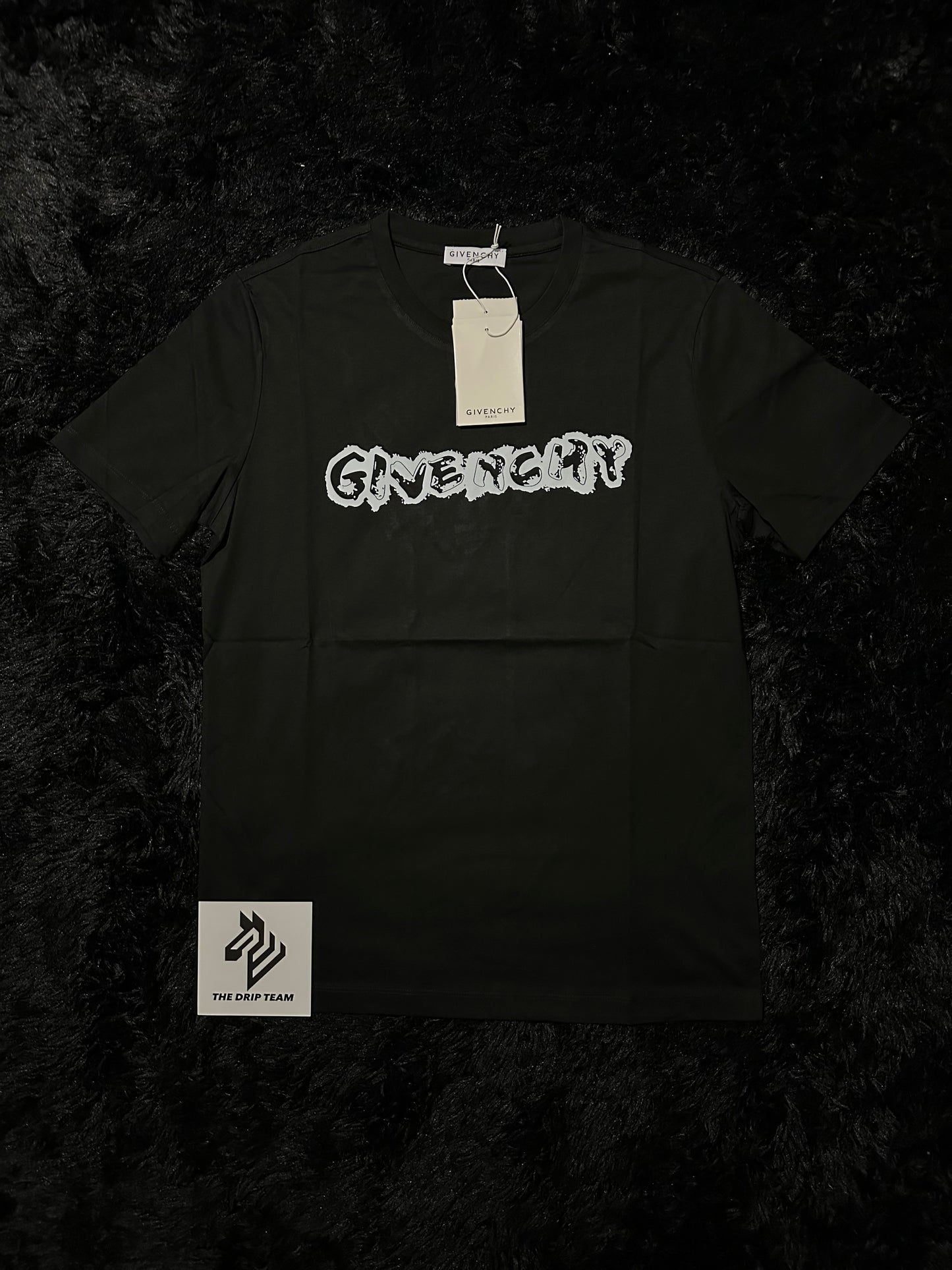 GlVENCHY T