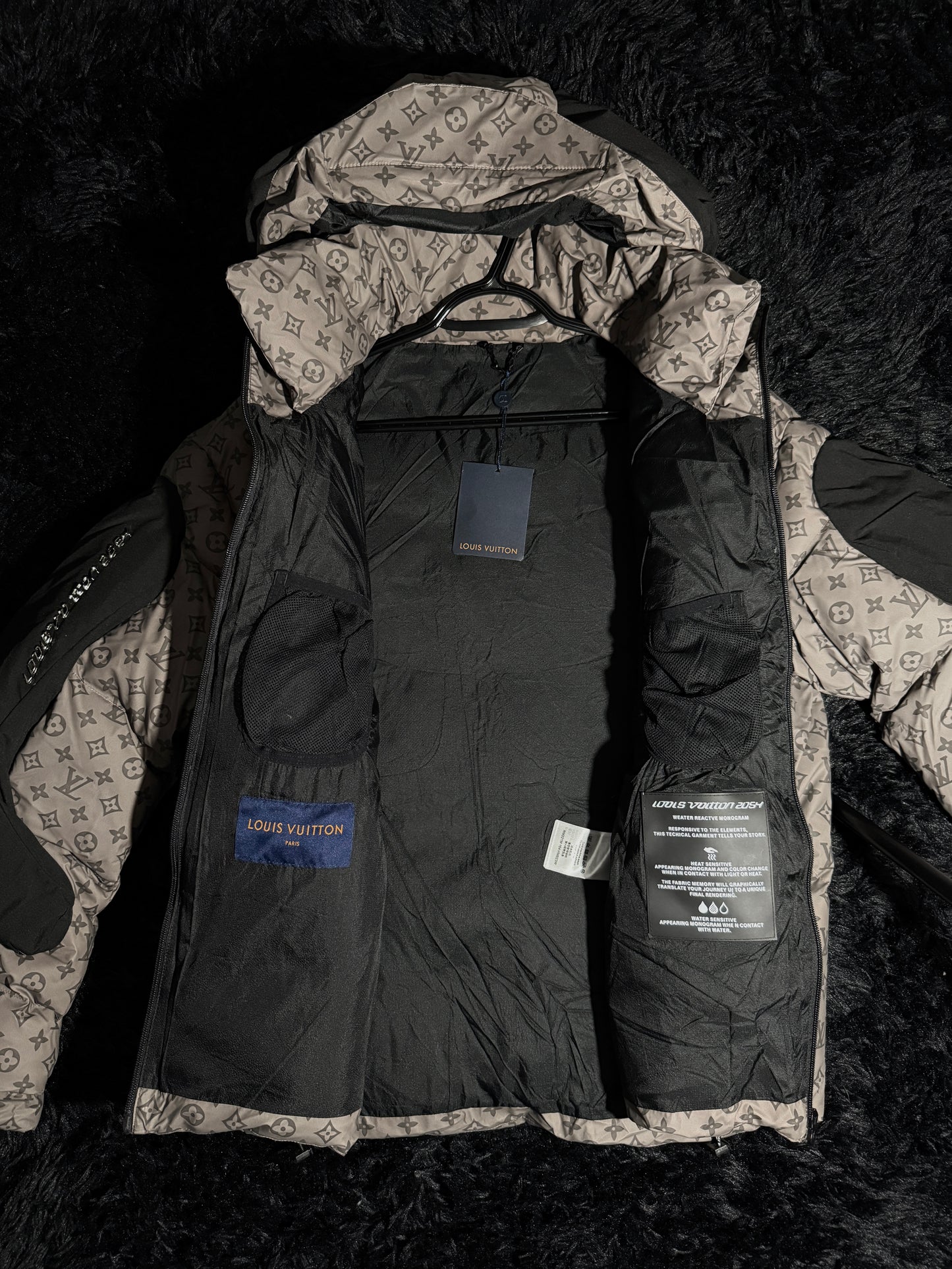 1V Down Jacket
