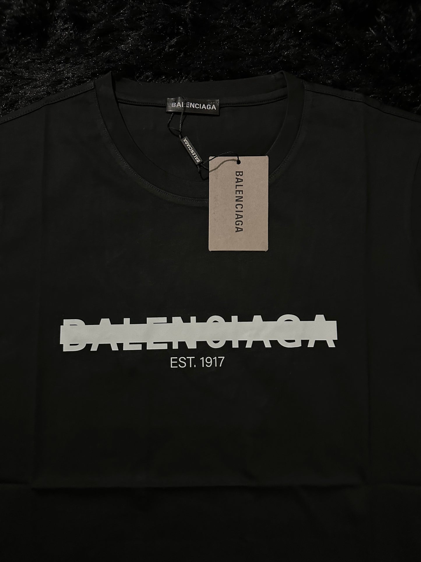 BALENClAGA T