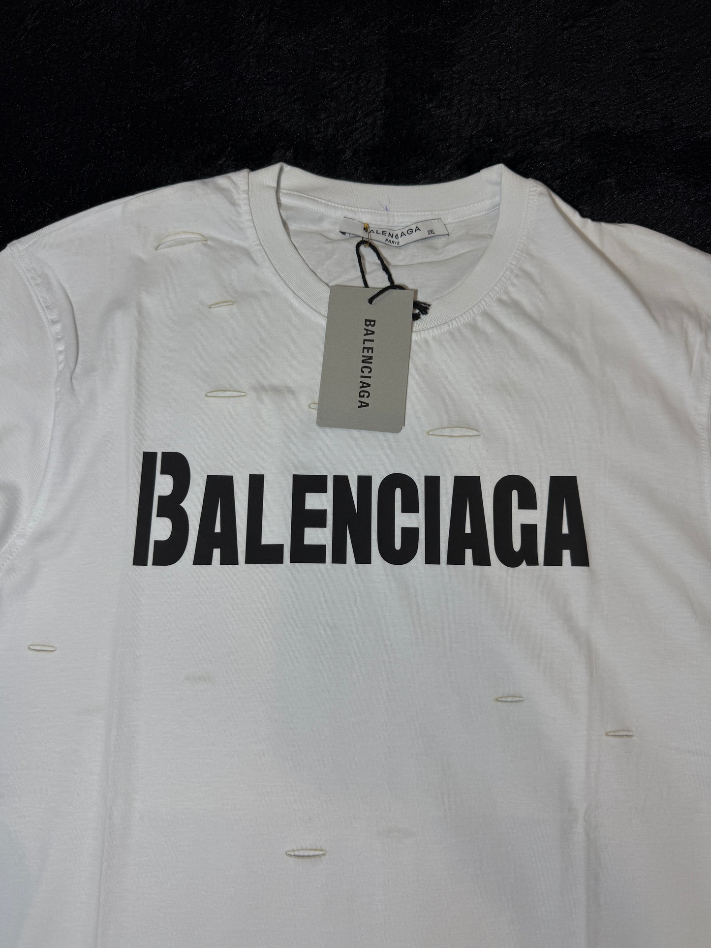 BALENClAGA T