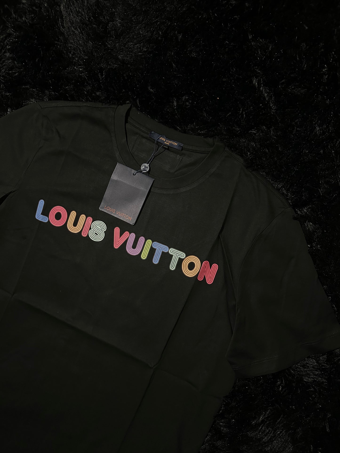 LV T