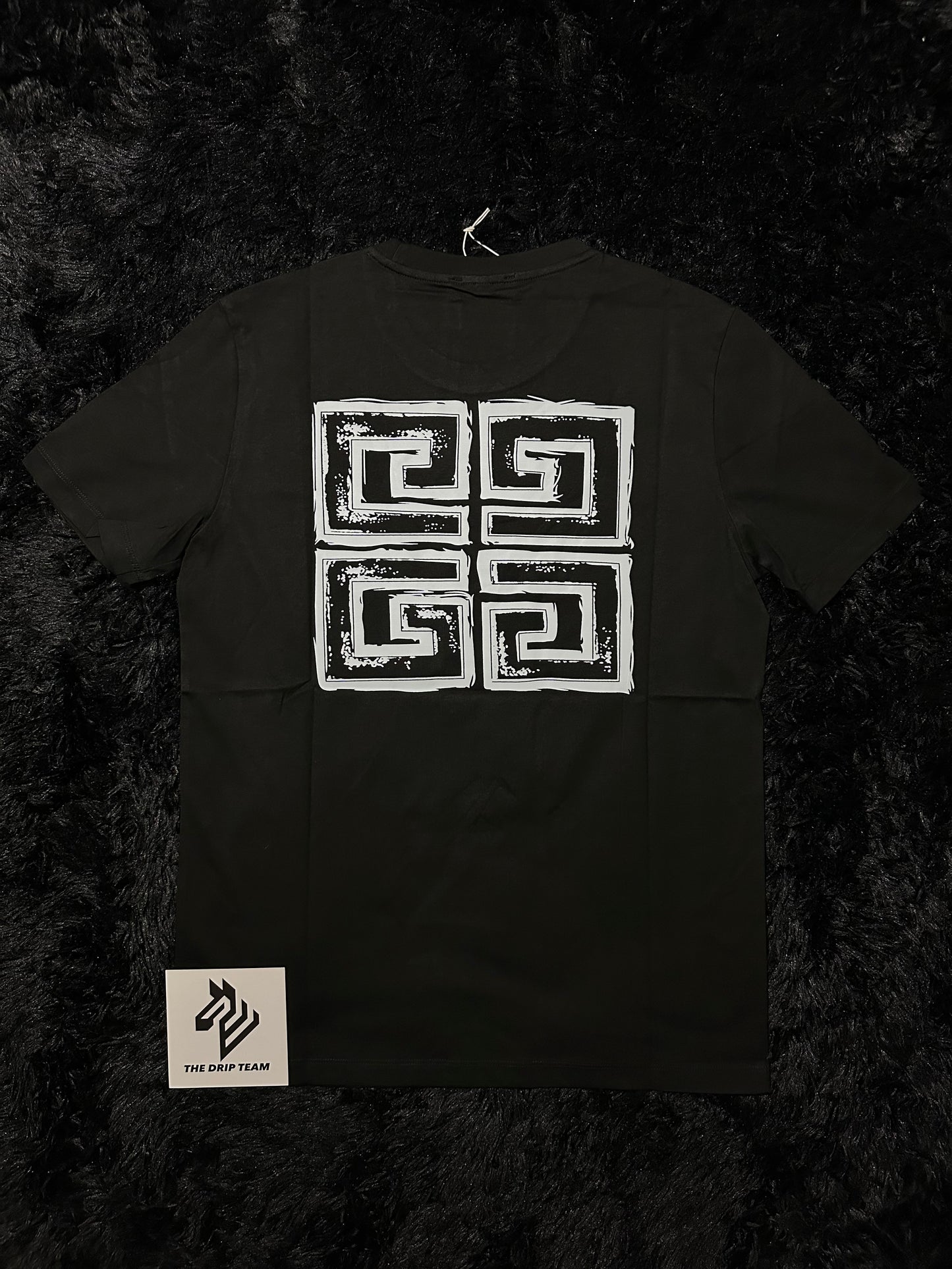 GlVENCHY T