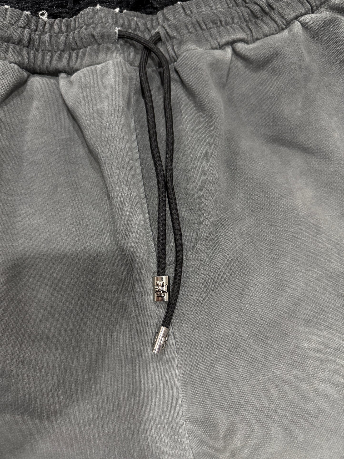 ..CHROME HEARTS SHORTS